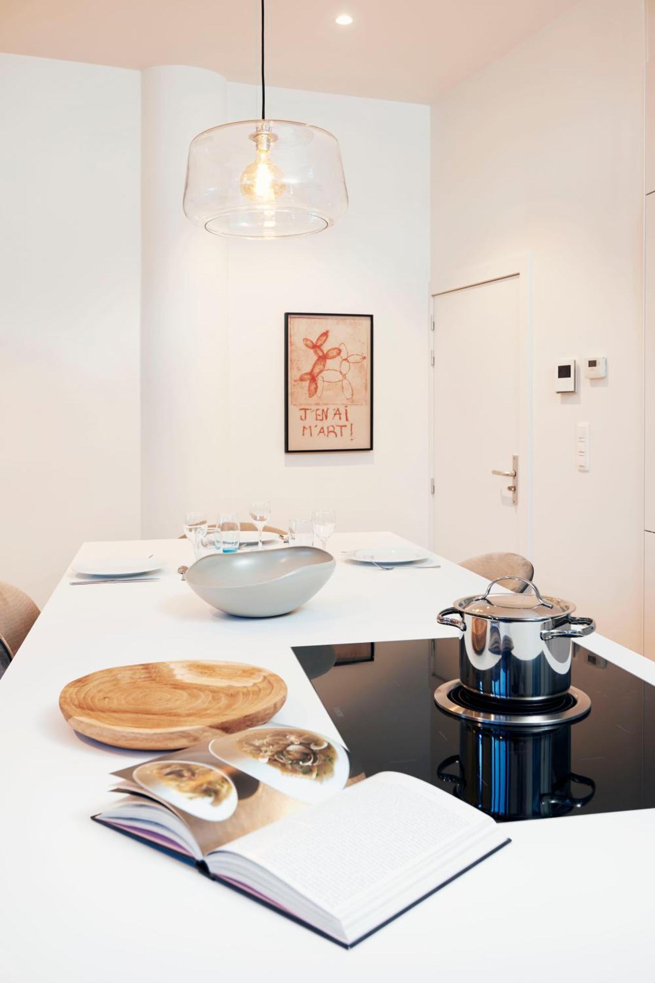 Modern Central 1Br Suite - 90 Sqm Brussel Eksteriør bilde